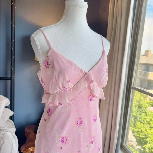 Pink Floral Ruffle Dress - Picture 4 of 15
